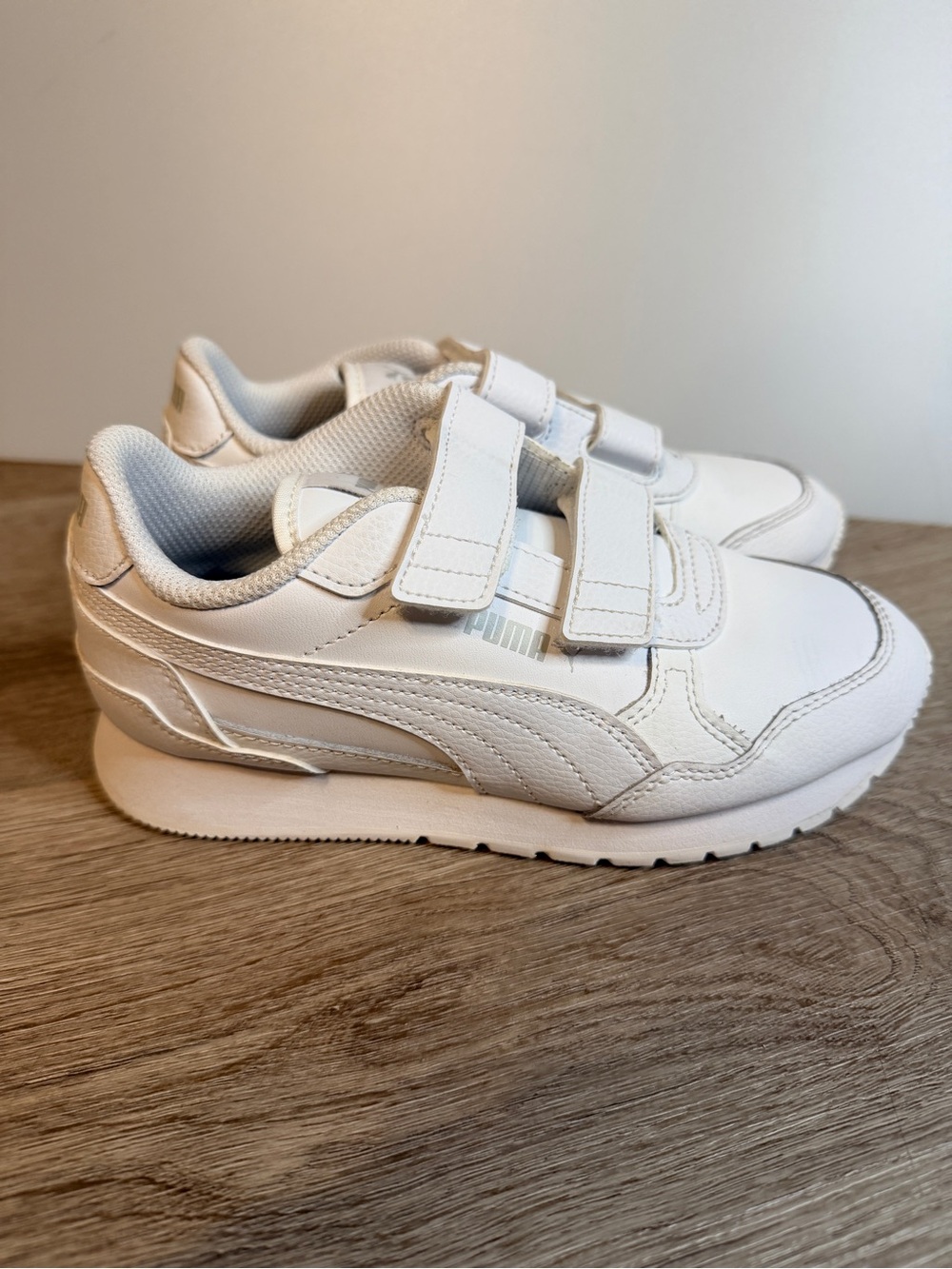 Puma White Baby St Runner Velcro Runner Sneakers